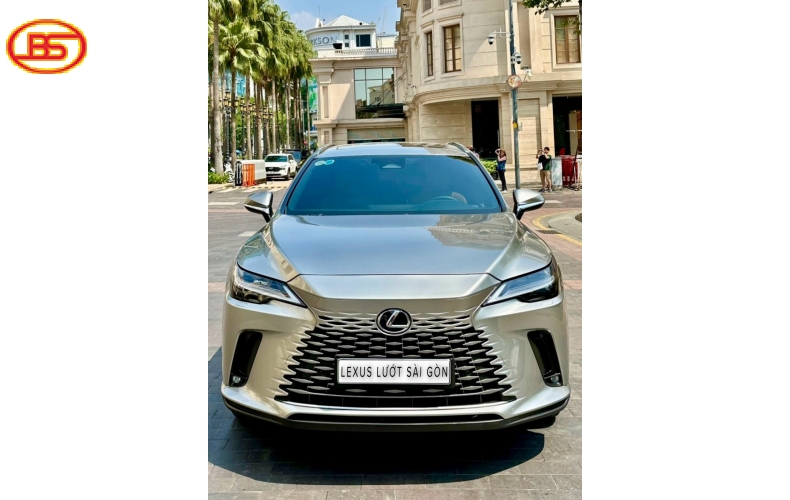 RX 350 Premium odo 23 ngàn km