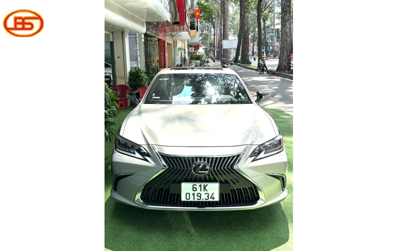 ES250 vàng cát siêu lướt chỉ 8000km