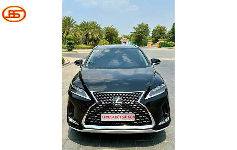 Siêu phẩm RX350 2021 với odo 31.000km full option