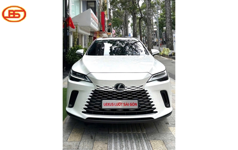 Siêu phẩm RX350H 2025 lướt chỉ 4.400km